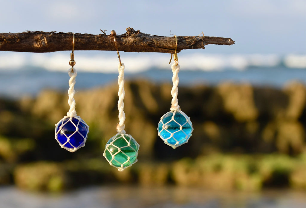 Earrings by "Imi a Loa'a